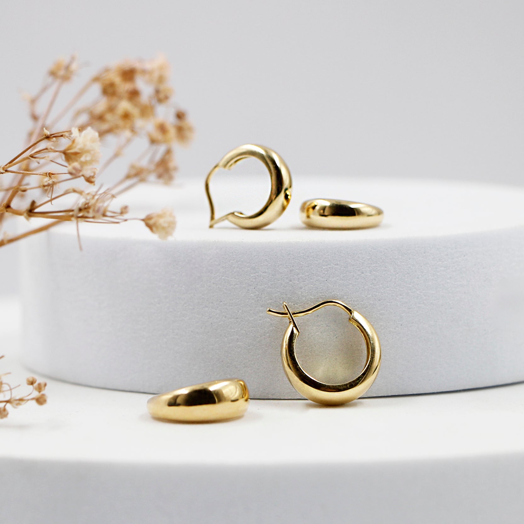 Argollas de Oro de 18k Chunky Nicolle Peruviana Joyas