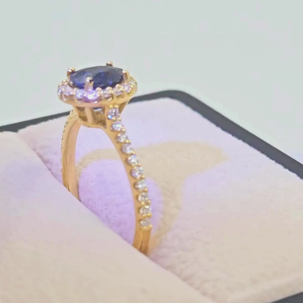 Anillo de Compromiso "Diana Zafiro II" en oro de 18K con zafiro - Peruviana Joyas