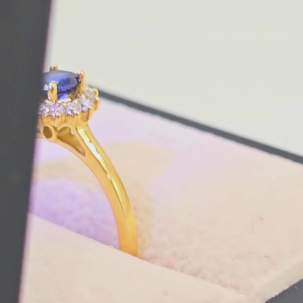 Anillo de Compromiso "Diana Zafiro" en oro de 18K con zafiro - Peruviana Joyas