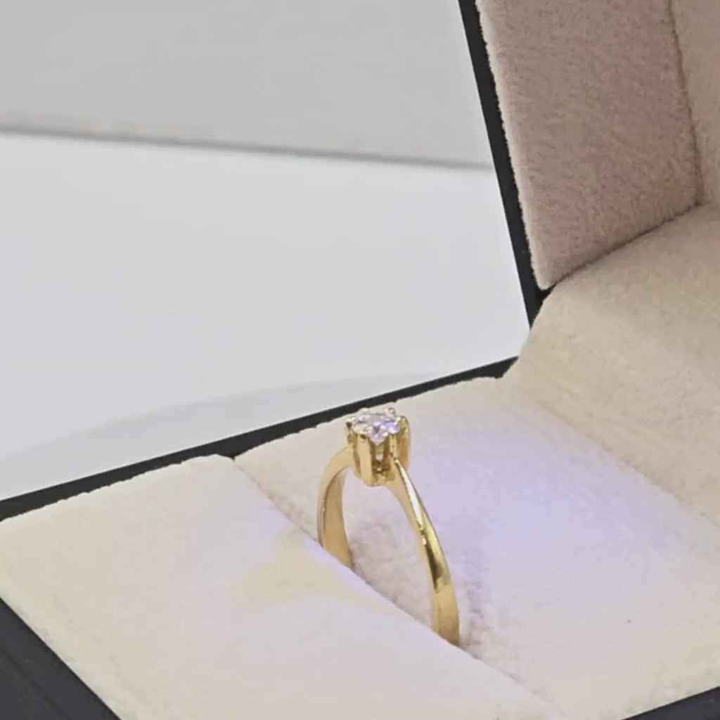 Anillo de Compromiso "Eterna Promesa I" en oro de 18k con diamante - Peruviana Joyas