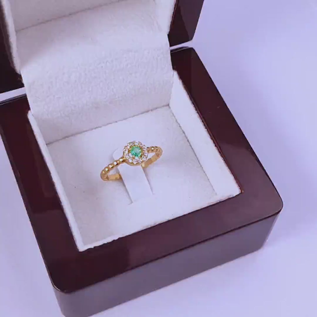 Anillo de Compromiso "Amor Natural" en oro naranja de 18K con esmeralda - Peruviana Joyas